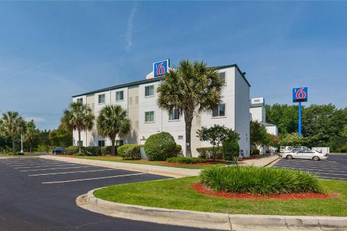 Фотография гостиницы Motel 6-Columbia, SC - Fort Jackson Area