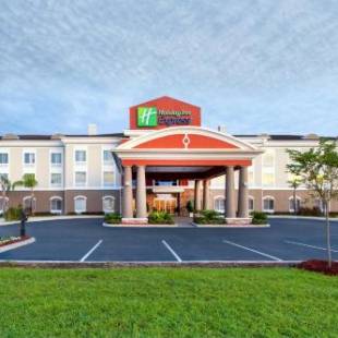 Фотографии гостиницы 
            Holiday Inn Express Lake Wales North-Winter Haven, an IHG Hotel