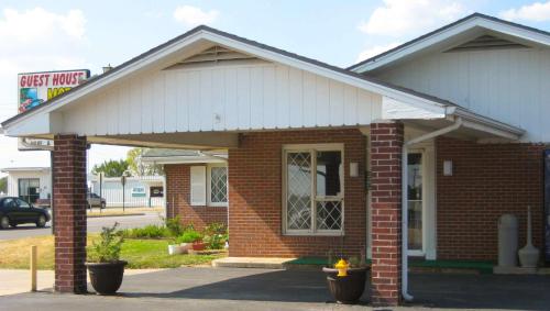 Фотография мотеля Luxury Inn Forrest City