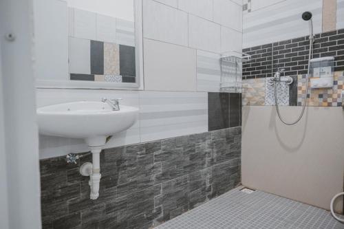 Фотография гостиницы RedDoorz near Plaza Botania 1 Batam