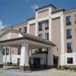 Фотография гостиницы Holiday Inn Express Fargo - West Acres, an IHG Hotel