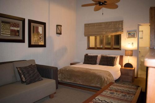 Фотография гостевого дома Legend Safaris - Kruger Park Lodge 257B