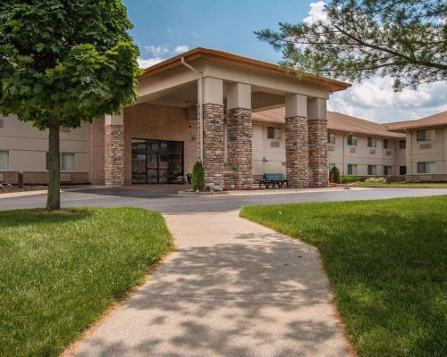 Фотография гостиницы Comfort Inn Okemos - East Lansing