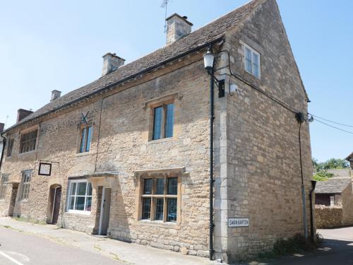 Фотография гостевого дома The Old Swan, Malmesbury