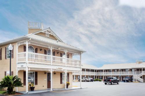 Фотография мотеля Super 8 by Wyndham Foley