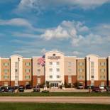 Фотография гостиницы Candlewood Suites Fort Worth West, an IHG Hotel