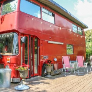 Фотография гостевого дома The Red Bus!, NEWNHAM ON SEVERN I