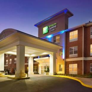 Фотографии гостиницы 
            Holiday Inn Express & Suites Manassas, an IHG Hotel