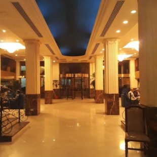 Фотография гостиницы Royal El Naser Hotel