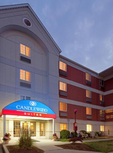 Фотография гостиницы Sonesta Simply Suites Boston Braintree