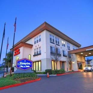 Фотографии гостиницы 
            Hampton Inn & Suites Mountain View