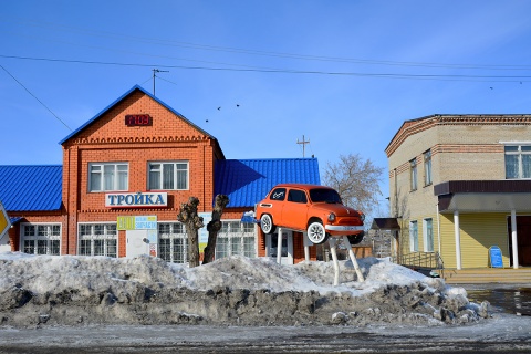 Шатрово курганская область. Село Шатрово Курганской области. Аптека тройка Шатрово. Деревня Шатрово. Численность населения Шатрово Курганская область.