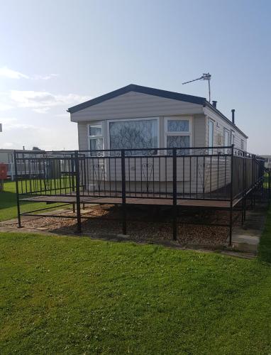 Фотография гостевого дома Goodwin's static caravan