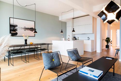 Фотография апарт отеля By The Pier apartments - Into This Place