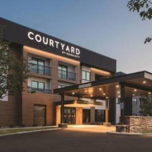 Фотографии гостиницы 
            Courtyard by Marriott Thousand Oaks Agoura Hills