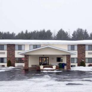 Фотографии гостиницы 
            Econo Lodge Merrill