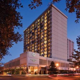 Фотографии гостиницы 
            DoubleTree by Hilton Hotel Tallahassee