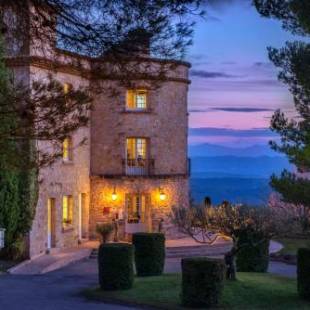 Фотографии гостиницы 
            La Bastide De Tourtour Hotel & Spa