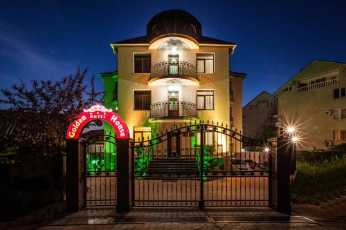 Фотография гостиницы Golden House