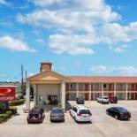 Фотография мотеля Econo Lodge Houston Brookhollow