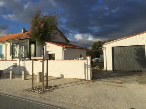 Фотографии гостевого дома 
            La maison sur la plage