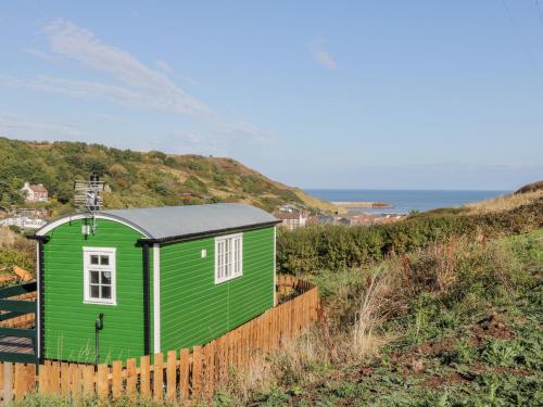 Фотографии гостевого дома 
            Lady Bird Retreat, Saltburn-by-the-Sea