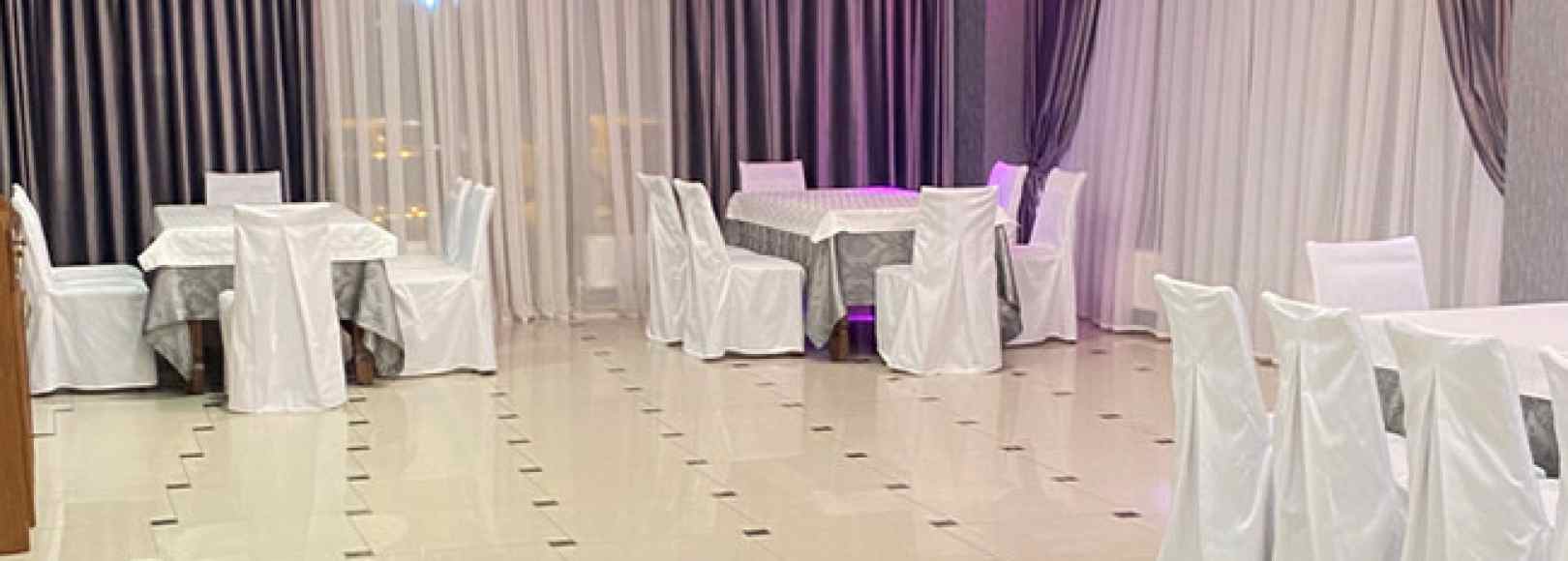 Фотография банкетного зала Зал Золотая корона на 80 мест