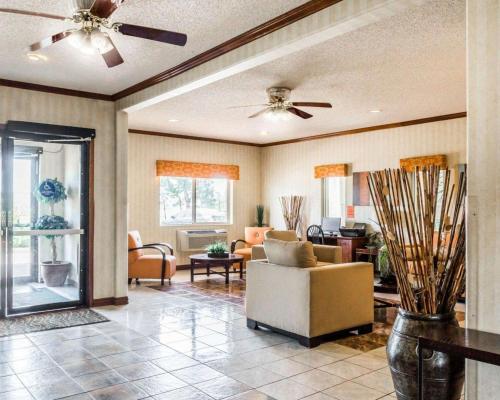 Фотография гостиницы Quality Inn Brighton