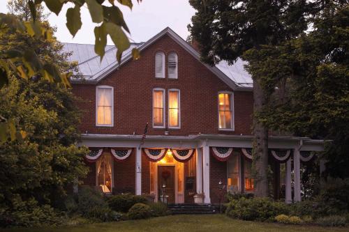 Фотография мини отеля South Court Inn