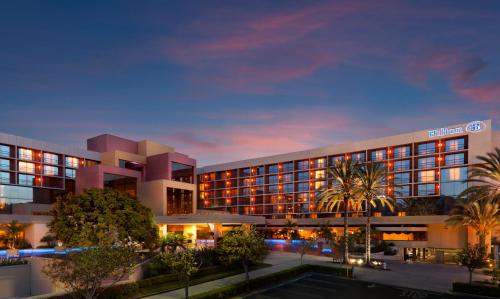 Фотография гостиницы Hilton Orange County/Costa Mesa