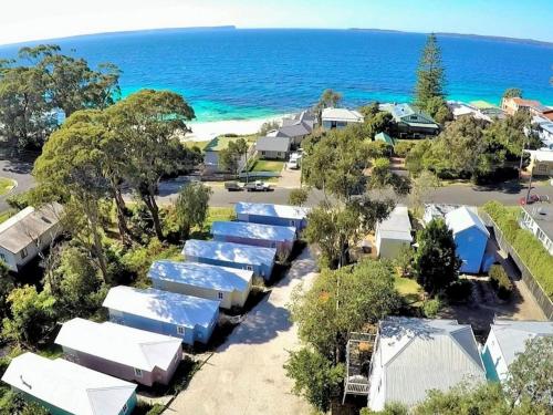 Фотографии гостевого дома 
            Cottage 6 Hyams Beach Seaside Cottages