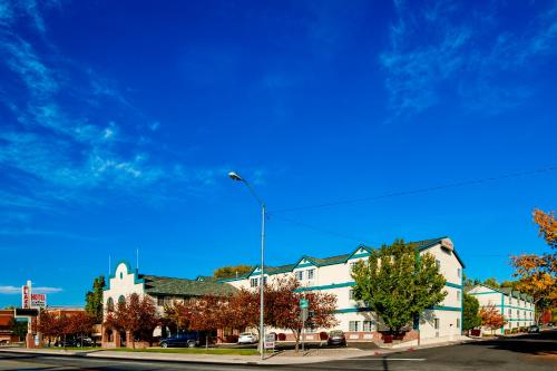 Фотография гостиницы Carson City Plaza Hotel