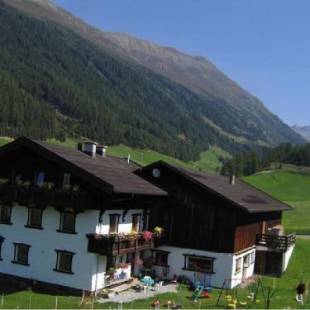 Фотографии базы отдыха 
            Bio-Berghof