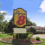 Фотография гостиницы Super 8 by Wyndham Whitewater WI