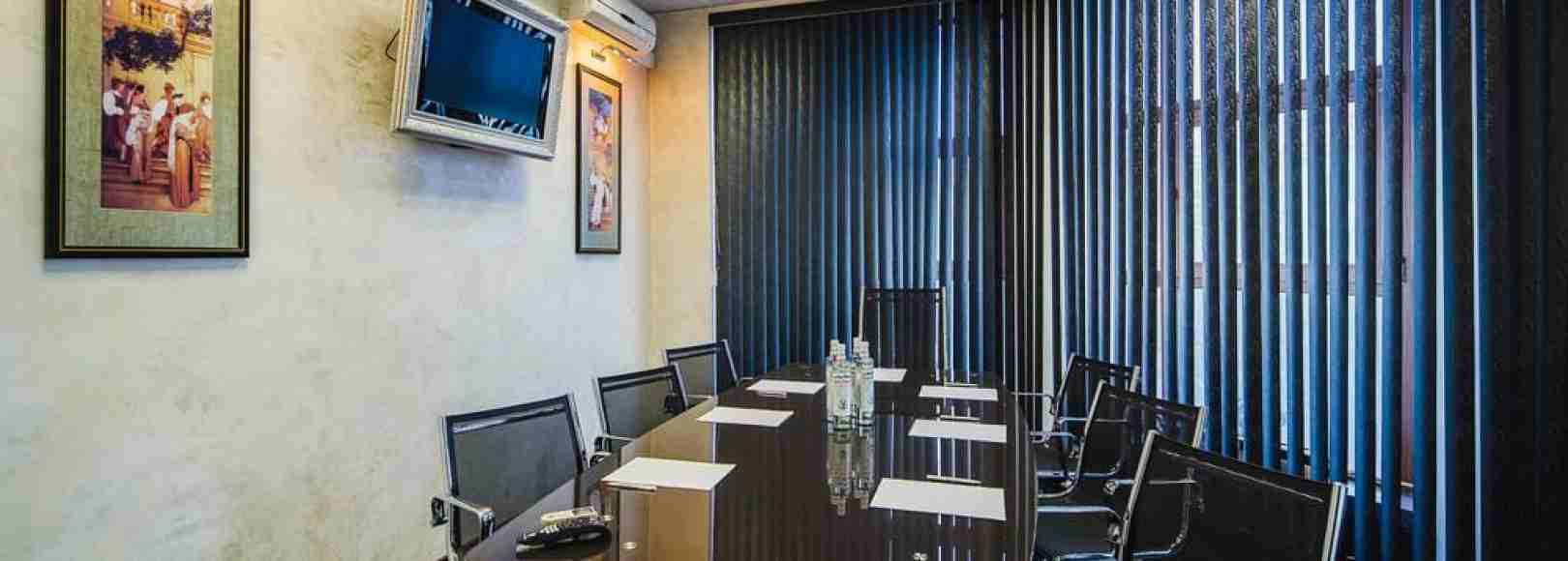 Фотография конференц-зала Ренессанс