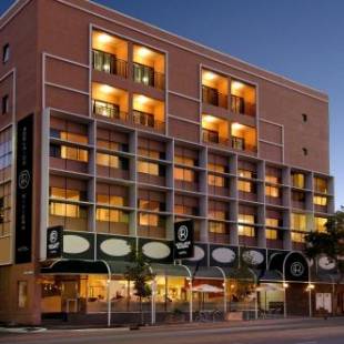 Фотографии гостиницы 
            Adelaide Riviera Hotel
