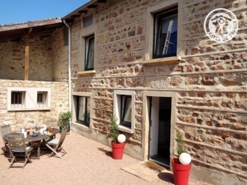 Фотография гостевого дома Gîte Belmont-de-la-Loire, 4 pièces, 5 personnes - FR-1-496-126