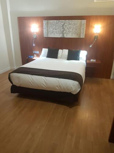 Фотография гостиницы Sercotel Familia Conde