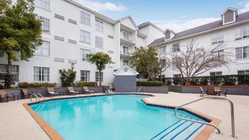 Фотография гостиницы DoubleTree by Hilton Raleigh Durham Airport at Research Triangle Park