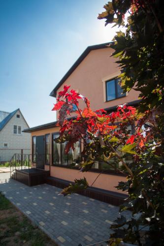 Фотография гостевого дома Тополя