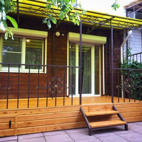 Фотография гостевого дома Комплекс комфортабельных бунгало Семейный