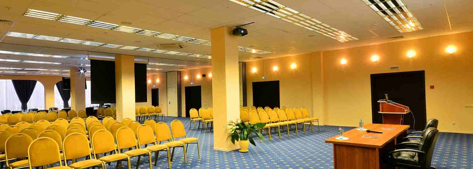 Фотография конференц-зала Театральный