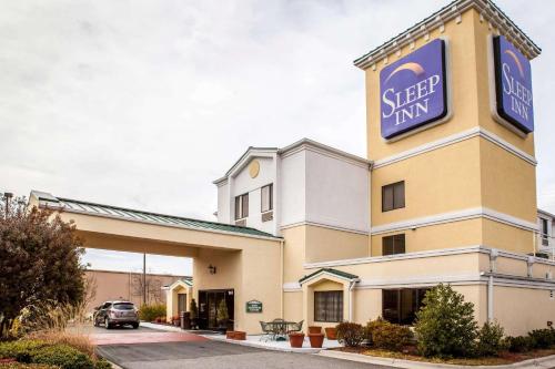 Фотография гостиницы Sleep Inn Hanes Mall