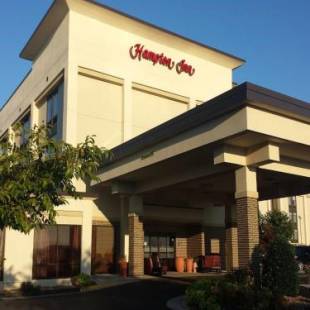 Фотографии гостиницы 
            Hampton Inn Harrisonburg - University