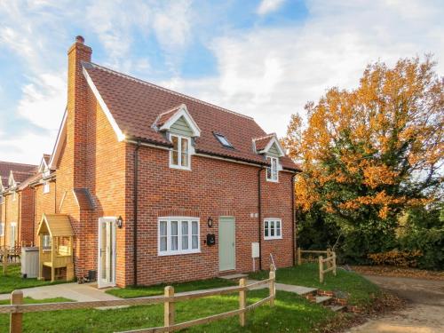 Фотография гостевого дома 1 Roseanna Cottage, Middleton