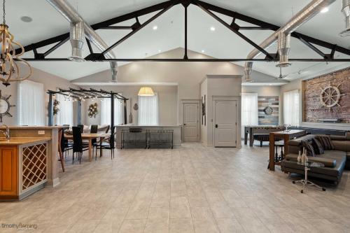 Фотография гостевого дома Luxe Condo with Game Area, Walk to Beach and Boardwalk!