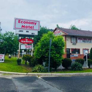 Фотографии гостиницы 
            Economy Motel