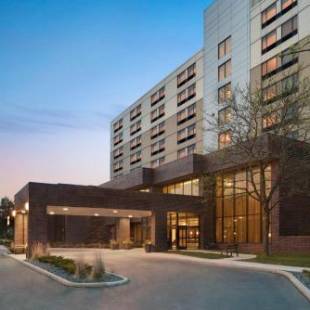 Фотографии гостиницы 
            DoubleTree by Hilton St. Paul, MN