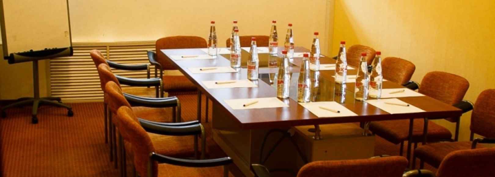 Фотография комнаты для переговоров Переговорная №1