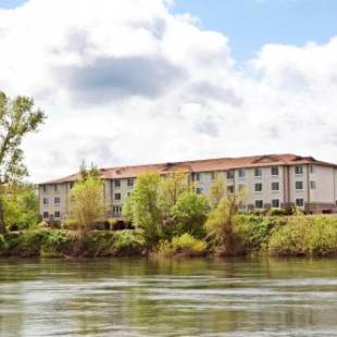 Фотографии гостиницы 
            Holiday Inn Express Corvallis-On the River, an IHG Hotel